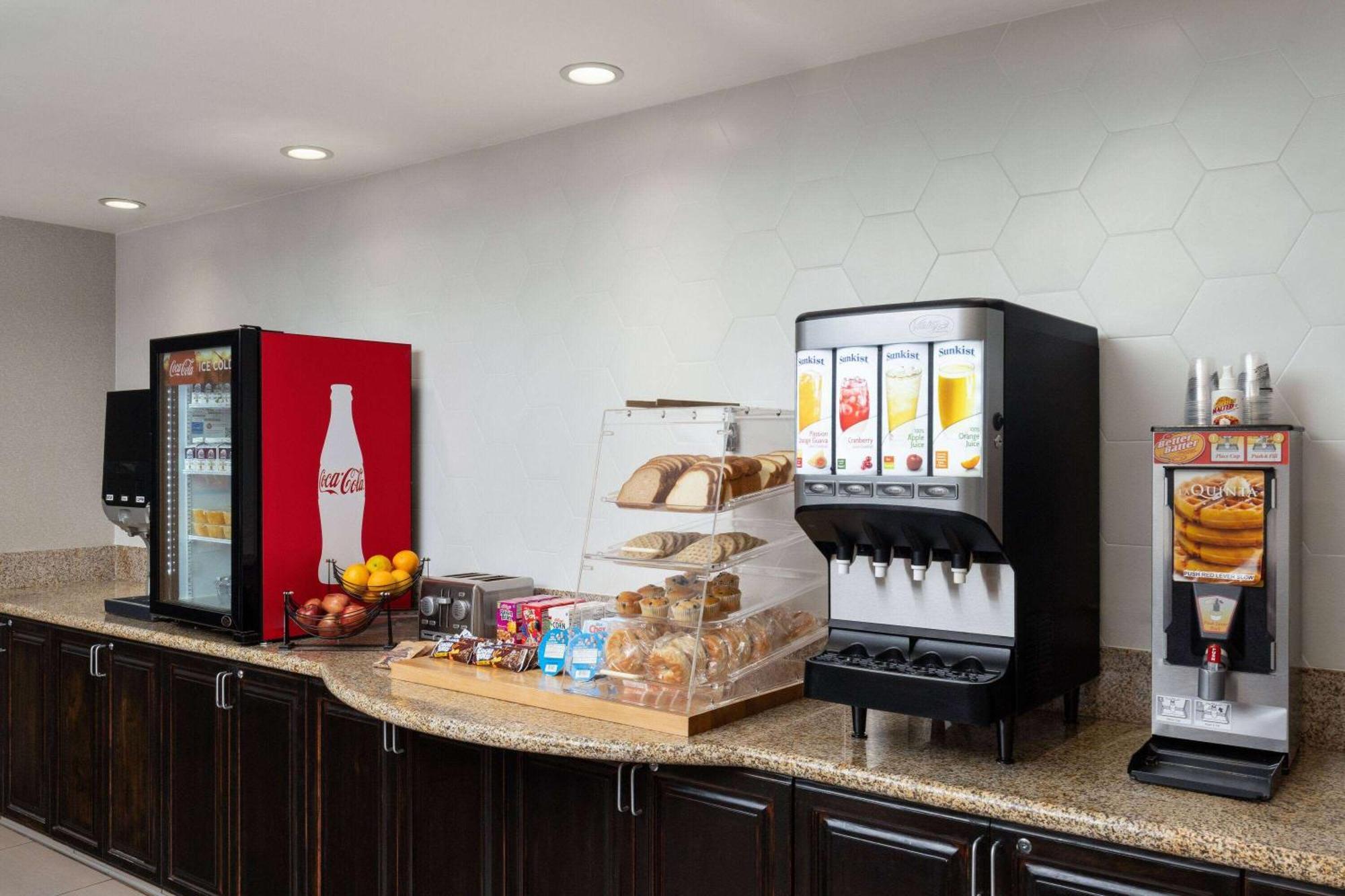 La Quinta By Wyndham Bakersfield North Hotel Luaran gambar
