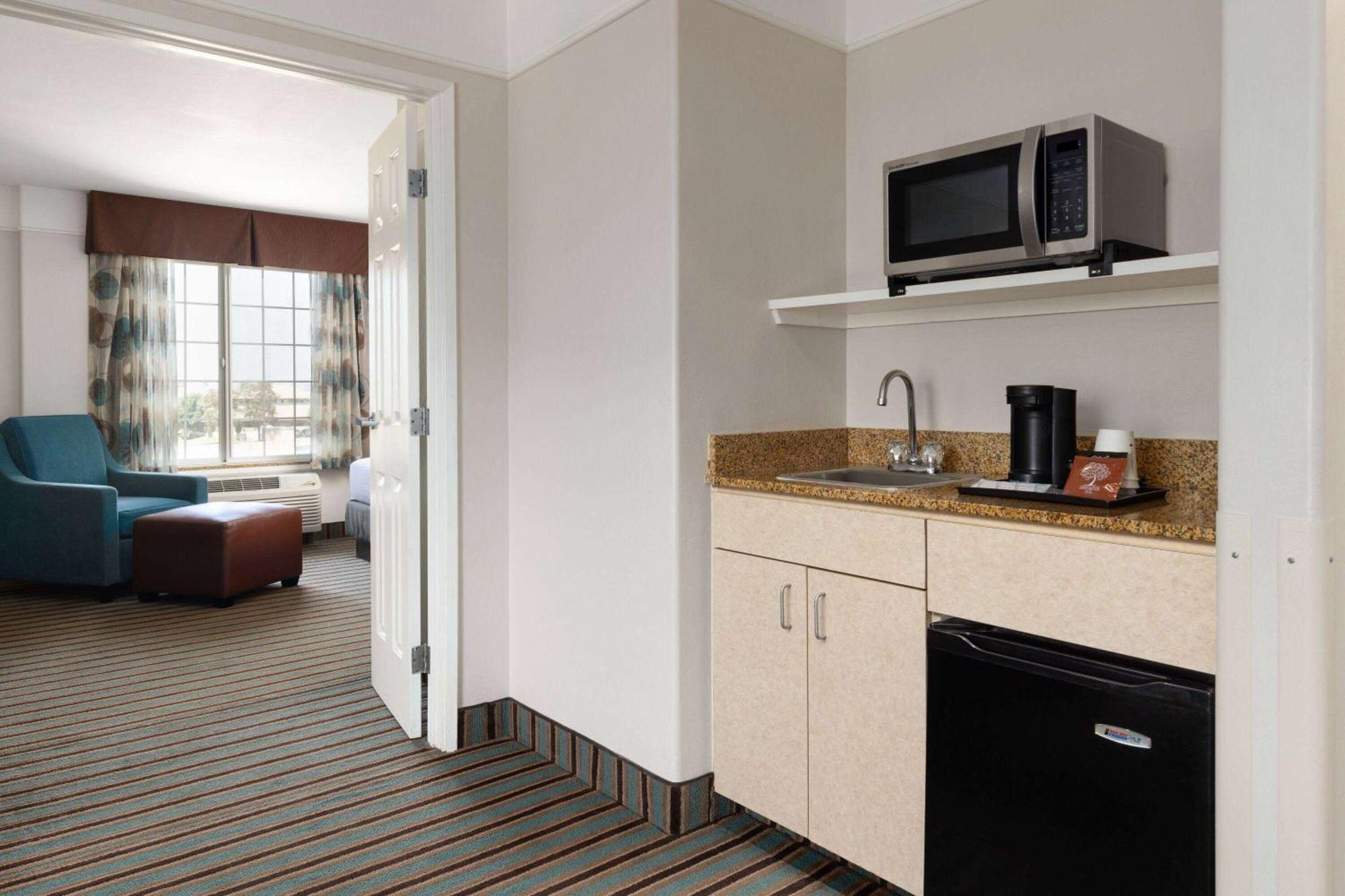 La Quinta By Wyndham Bakersfield North Hotel Luaran gambar