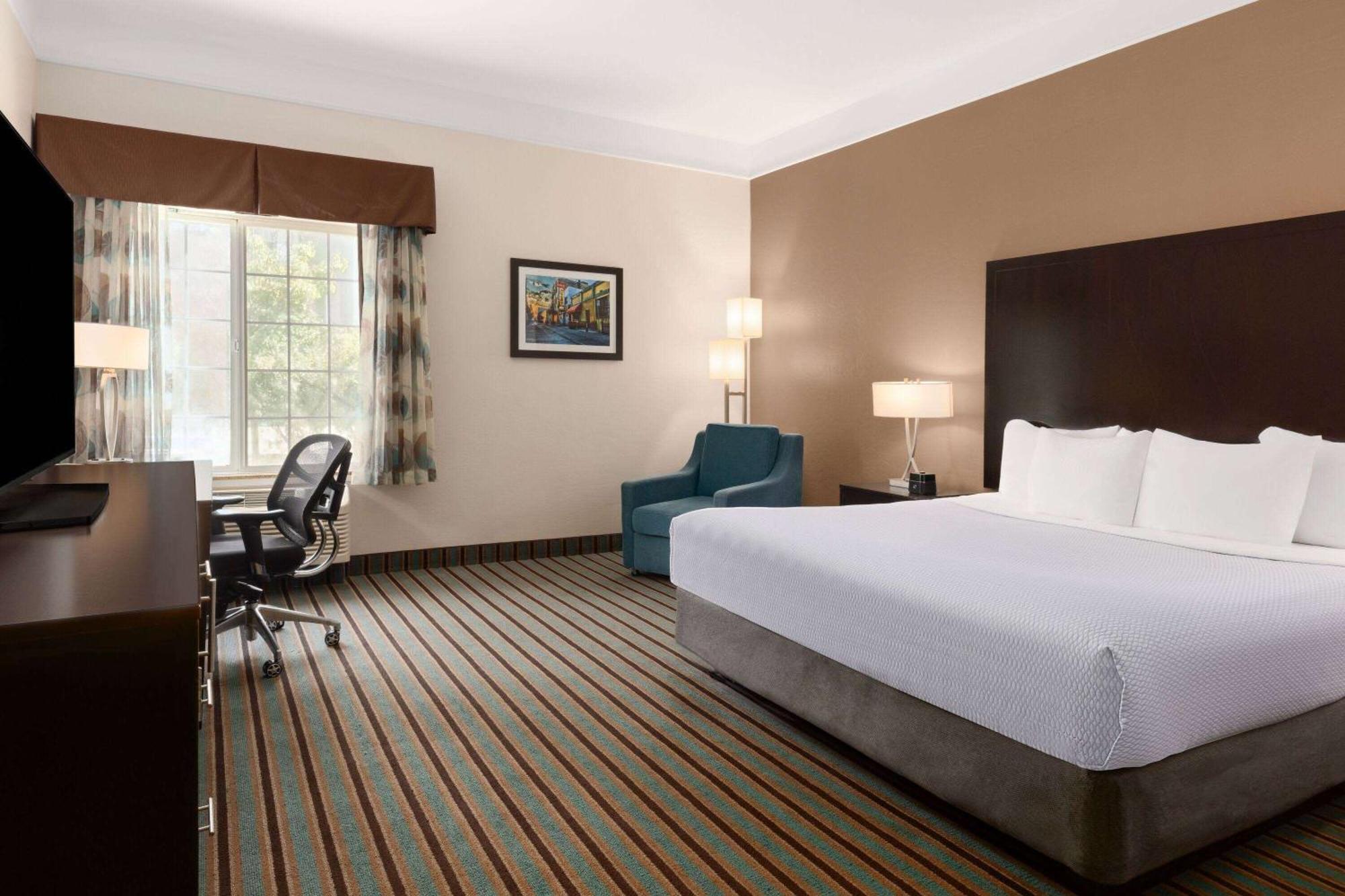 La Quinta By Wyndham Bakersfield North Hotel Luaran gambar