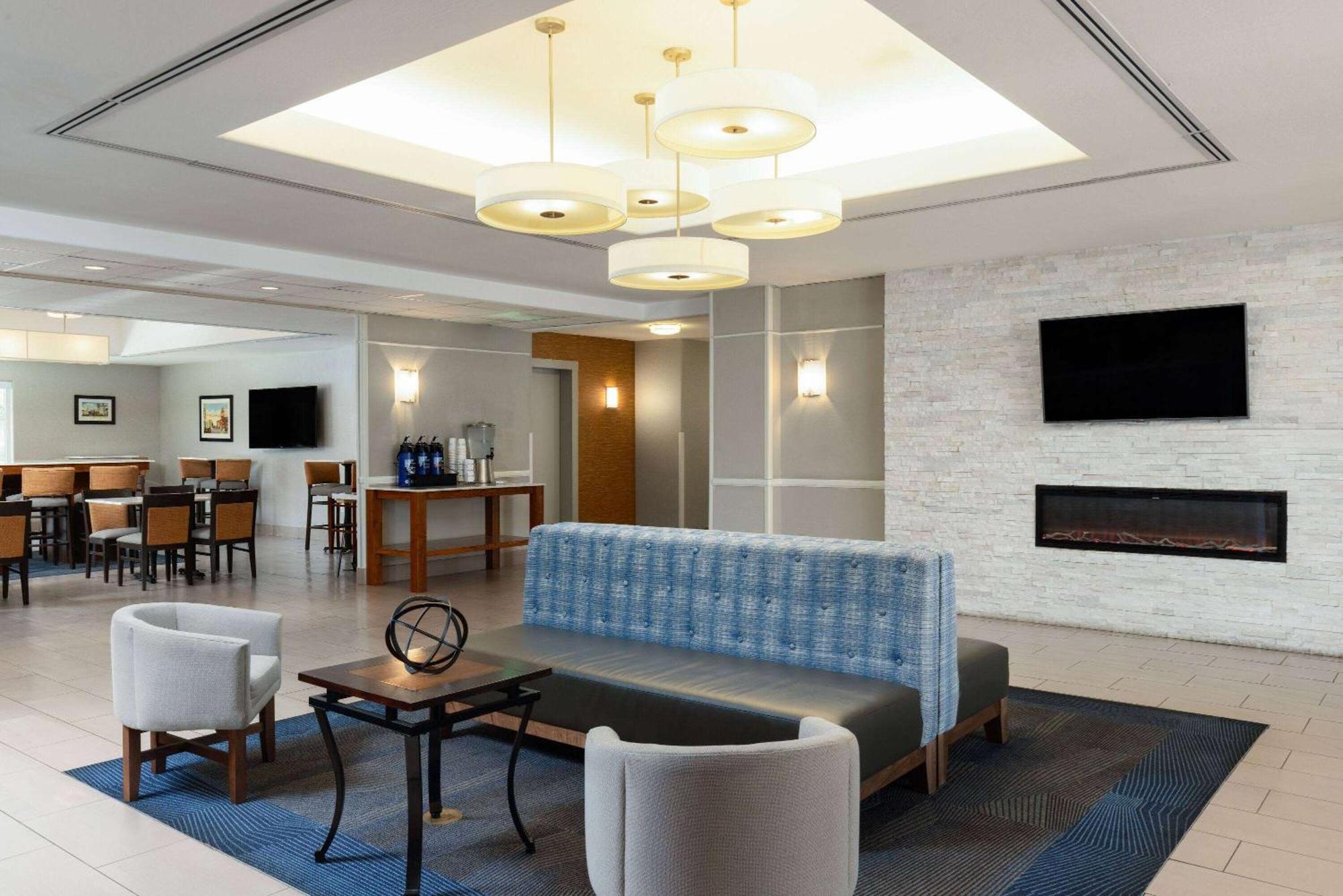 La Quinta By Wyndham Bakersfield North Hotel Luaran gambar